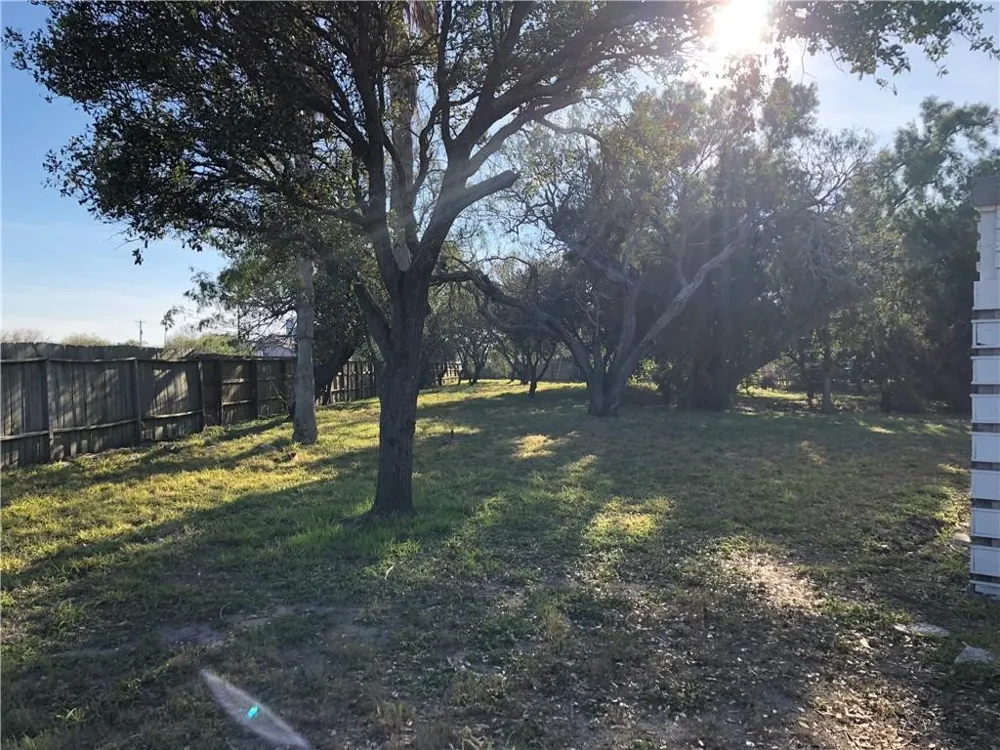 6073 Edgewater Drive Corpus Christi, TX 78412