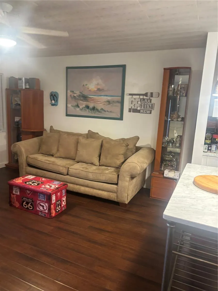 133 BERKSHIRE #133 West Palm Beach, FL 33417