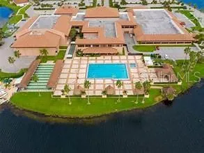 133 BERKSHIRE #133 West Palm Beach, FL 33417