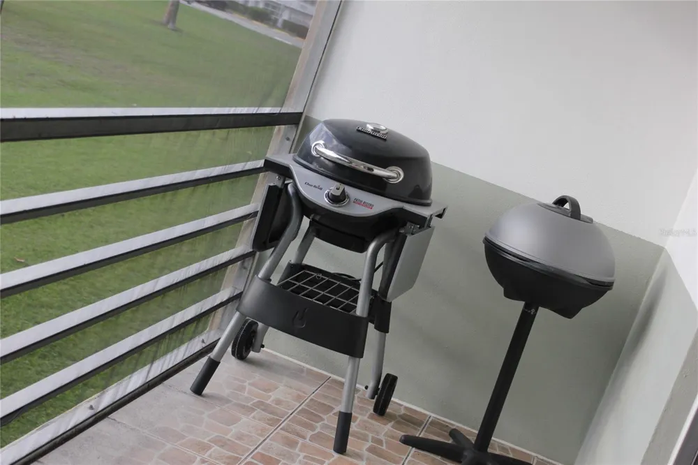 133 BERKSHIRE #133 West Palm Beach, FL 33417