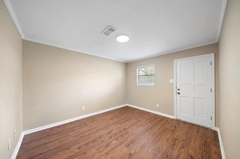 1104 Hillcrest Drive Conroe, TX 77301