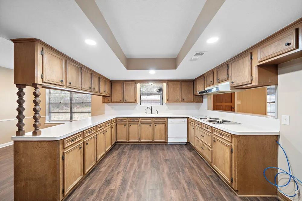 1104 Hillcrest Drive Conroe, TX 77301