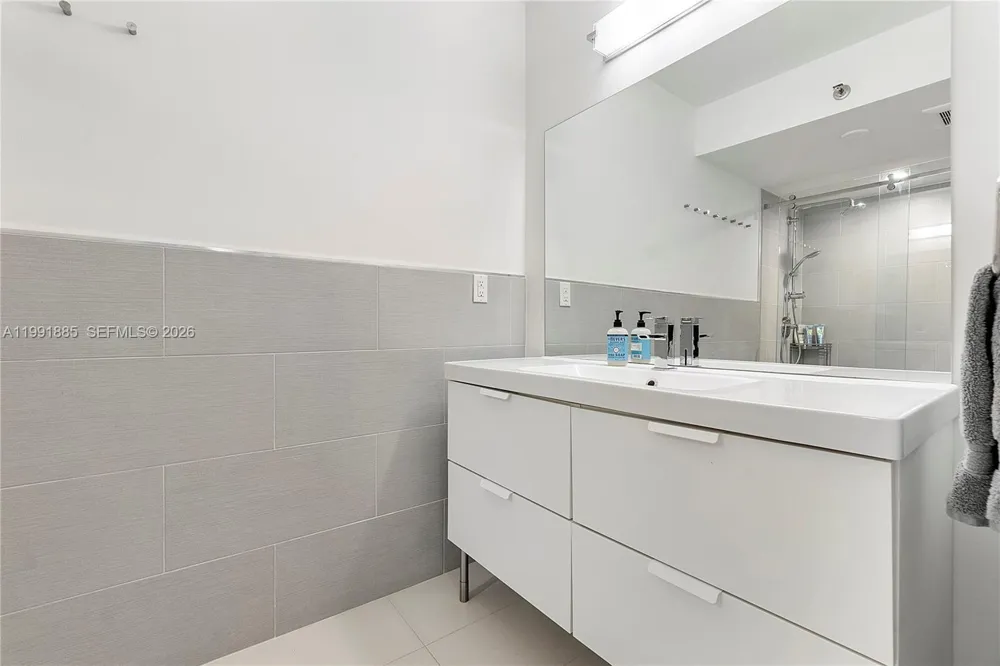 1155 Hillsboro Mile #510 Hillsboro Beach, FL 33062