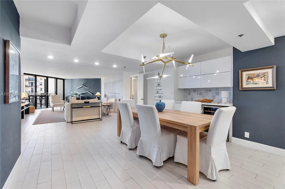 1155 Hillsboro Mile #510 Hillsboro Beach, FL 33062