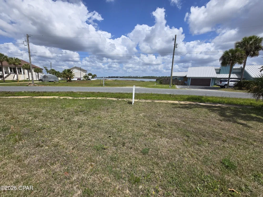 744 Bay Drive Lynn Haven, FL 32444