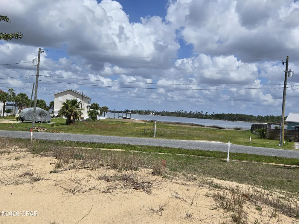 744 Bay Drive Lynn Haven, FL 32444