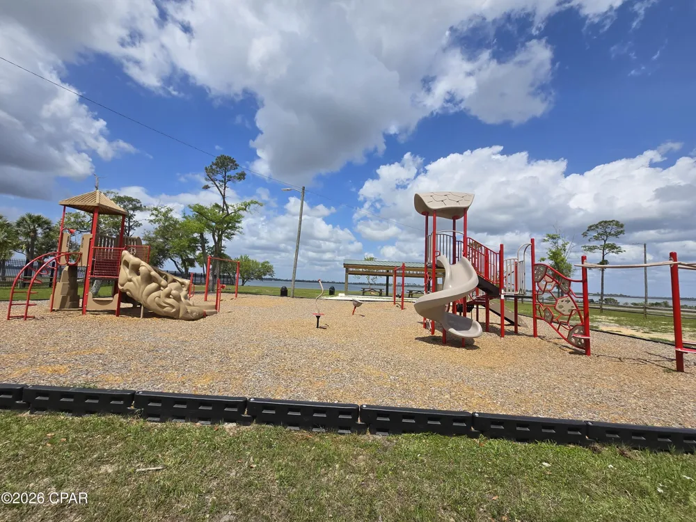 744 Bay Drive Lynn Haven, FL 32444