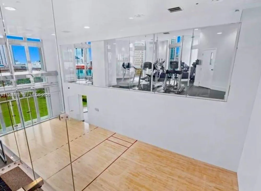 350 S Miami Ave #1205 Miami, FL 33130
