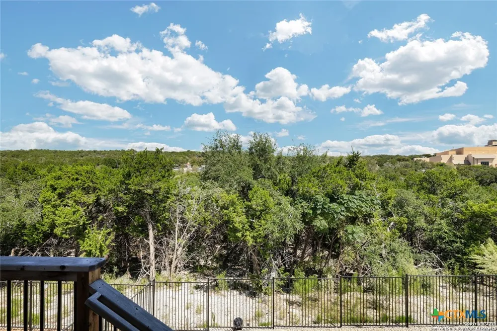 24110 Sidehill Lie San Antonio, TX 78261