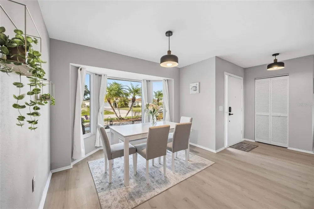 36 BUNKER CIRCLE Rotonda West, FL 33947