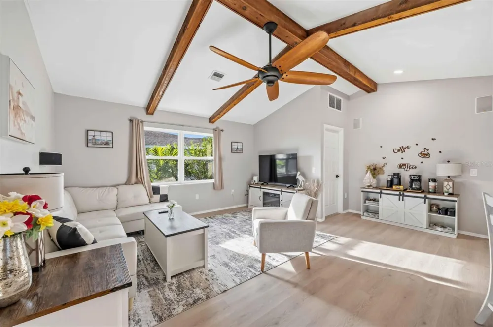 36 BUNKER CIRCLE Rotonda West, FL 33947