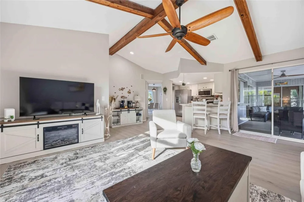 36 BUNKER CIRCLE Rotonda West, FL 33947