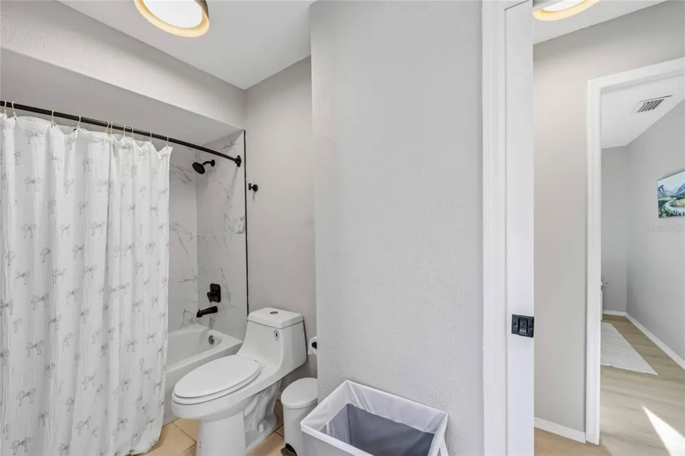 36 BUNKER CIRCLE Rotonda West, FL 33947