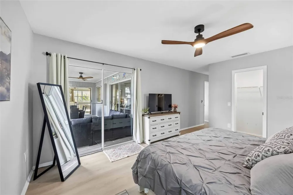 36 BUNKER CIRCLE Rotonda West, FL 33947