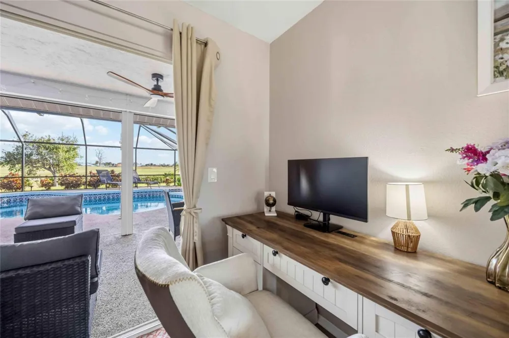 36 BUNKER CIRCLE Rotonda West, FL 33947