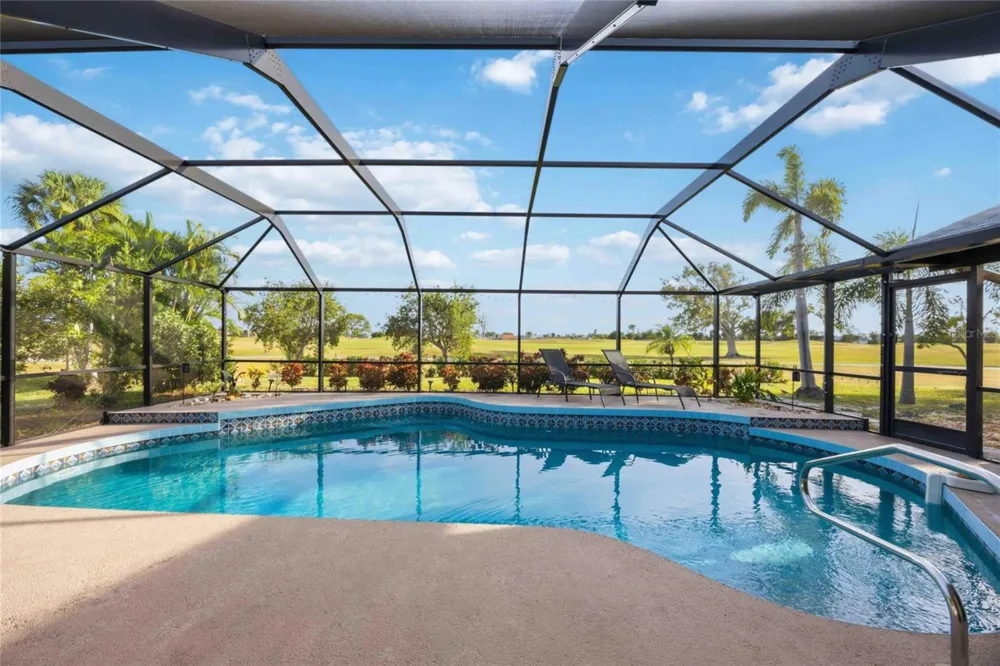 36 BUNKER CIRCLE Rotonda West, FL 33947