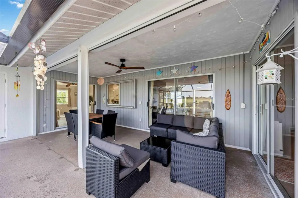 36 BUNKER CIRCLE Rotonda West, FL 33947