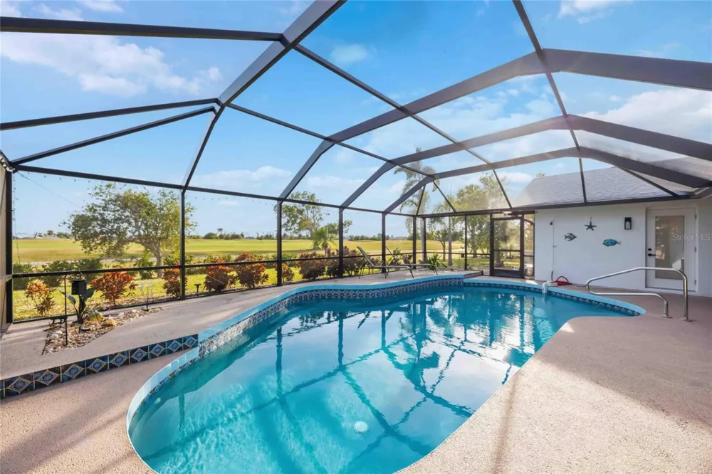 36 BUNKER CIRCLE Rotonda West, FL 33947
