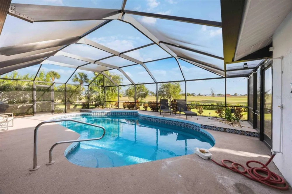36 BUNKER CIRCLE Rotonda West, FL 33947