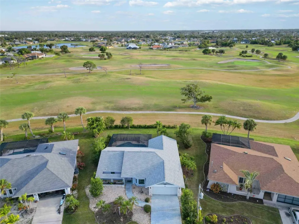 36 BUNKER CIRCLE Rotonda West, FL 33947