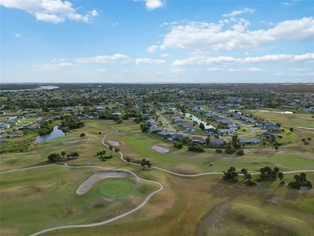 36 BUNKER CIRCLE Rotonda West, FL 33947