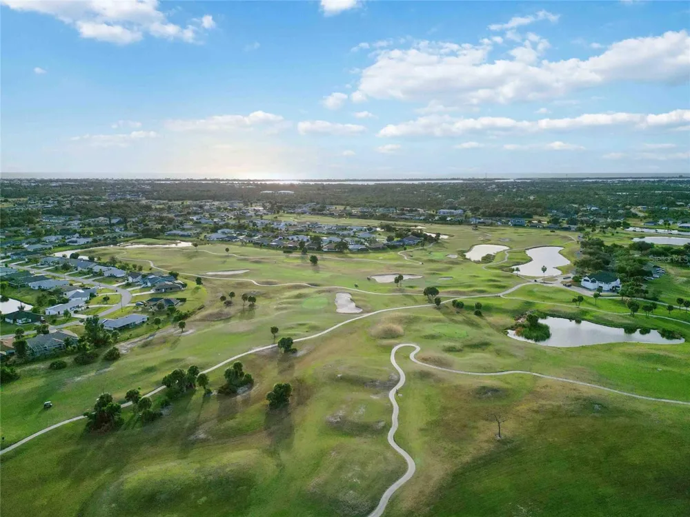 36 BUNKER CIRCLE Rotonda West, FL 33947