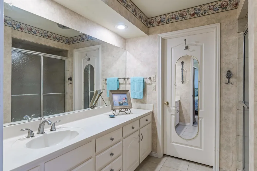 114 Granada Square Canton, TX 75103