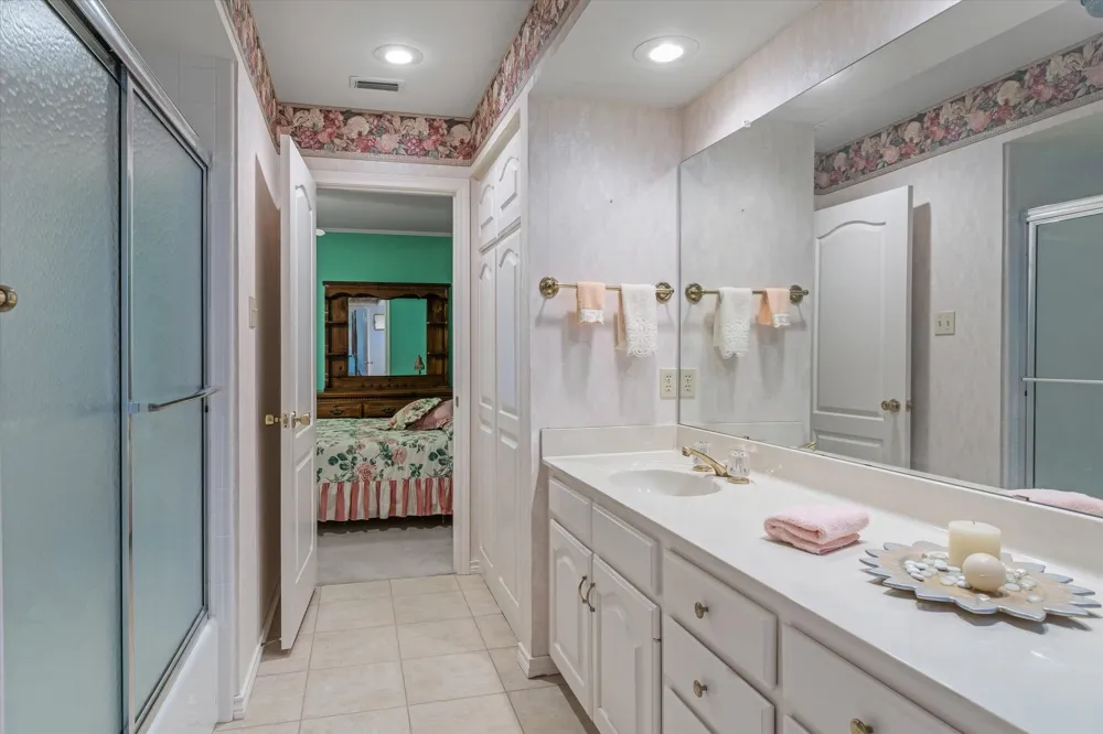 114 Granada Square Canton, TX 75103