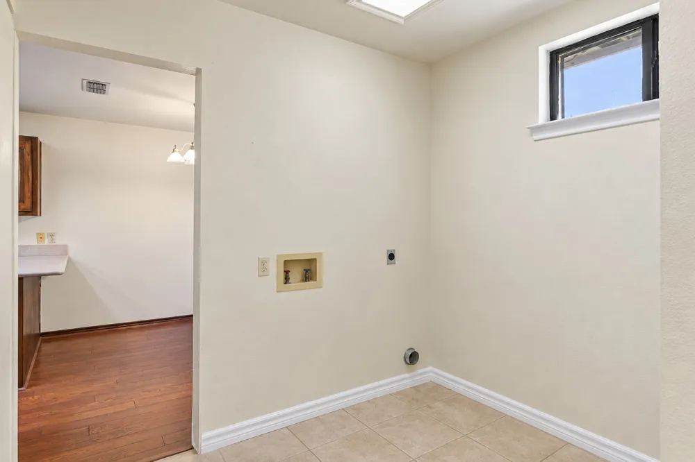 114 Granada Square Canton, TX 75103