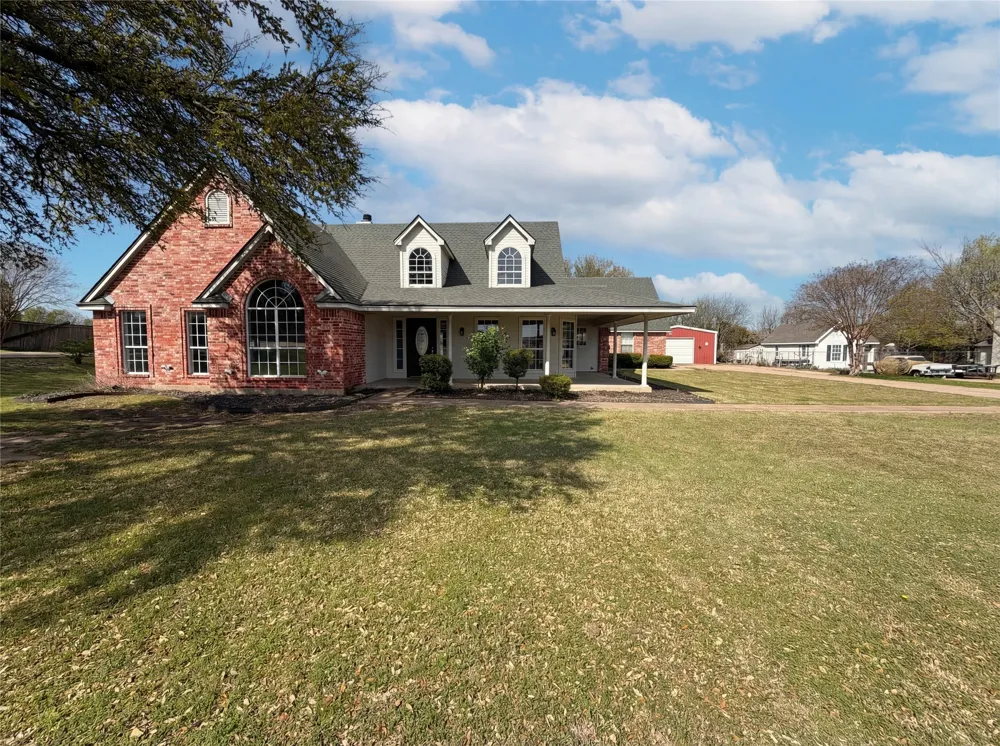 4014 Fm 664 Waxahachie, TX 75167