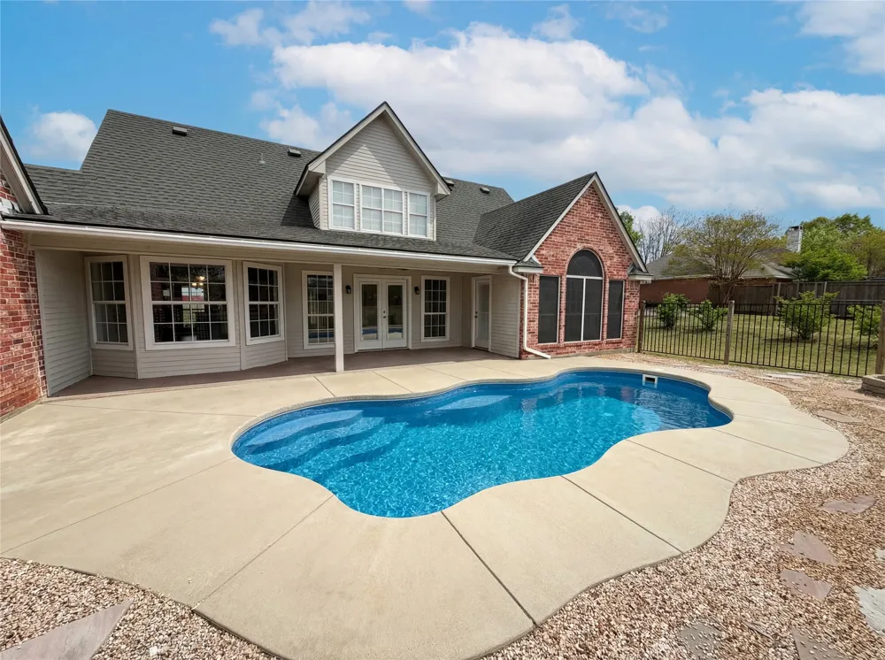 4014 Fm 664 Waxahachie, TX 75167