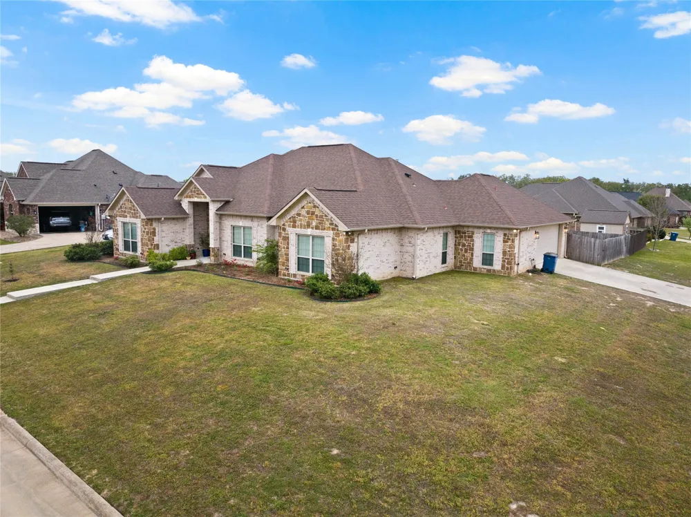 1000 Stone Bridge Mt Pleasant, TX 75455