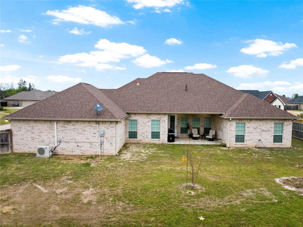 1000 Stone Bridge Mt Pleasant, TX 75455