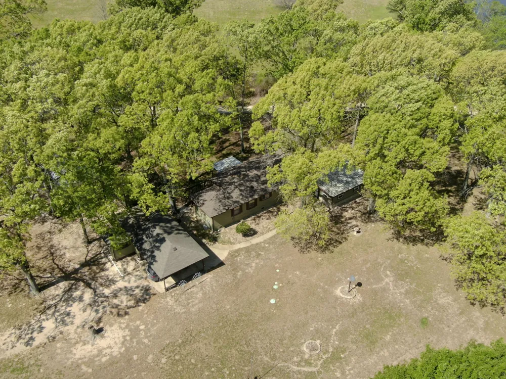 321 Rs County Road 3310 Emory, TX 75440