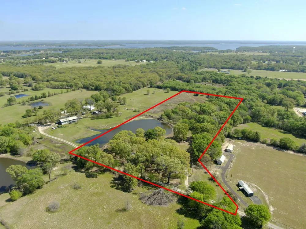 321 Rs County Road 3310 Emory, TX 75440
