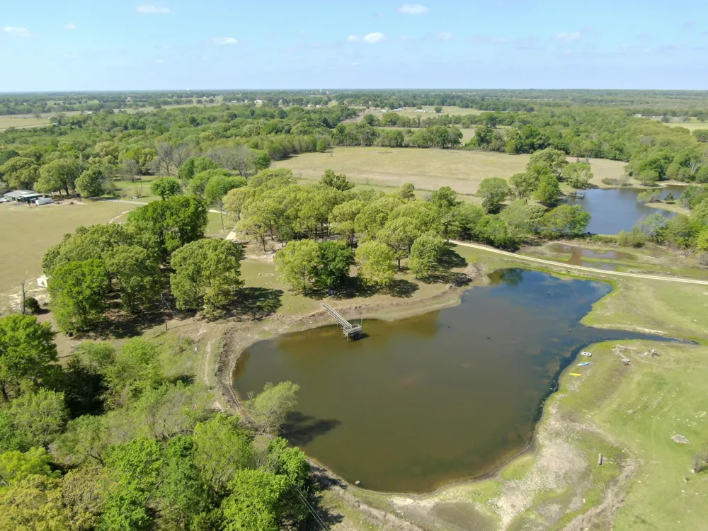 321 Rs County Road 3310 Emory, TX 75440