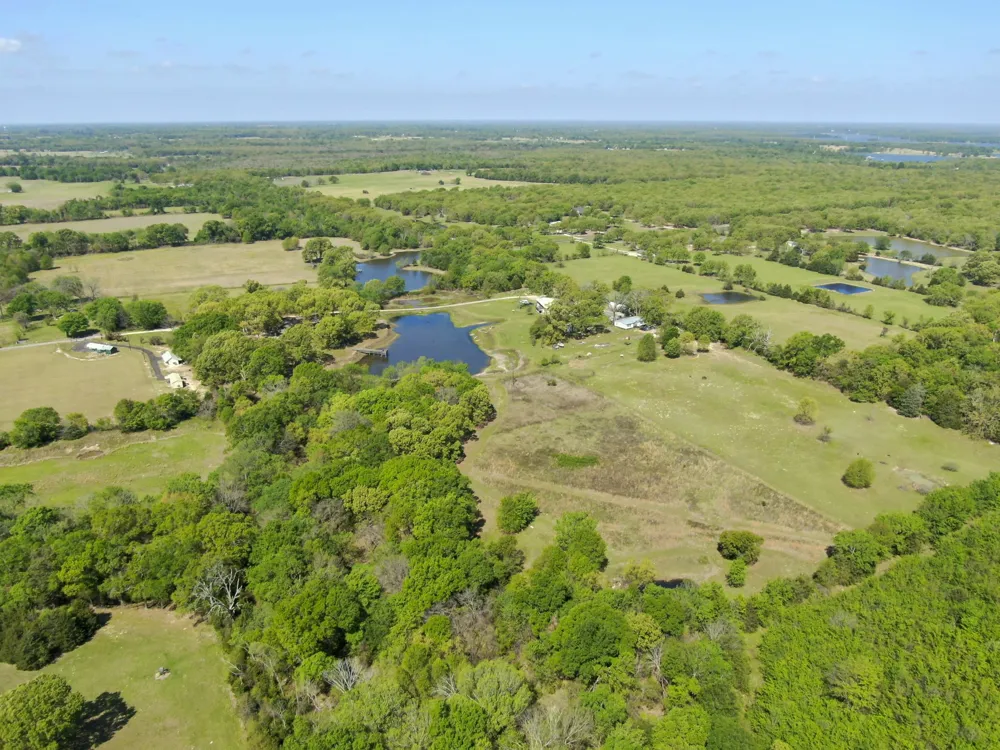 321 Rs County Road 3310 Emory, TX 75440