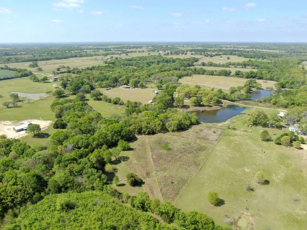 321 Rs County Road 3310 Emory, TX 75440