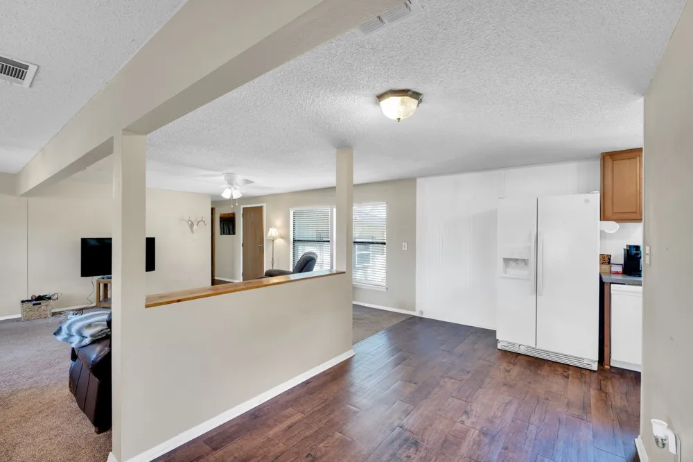 321 Rs County Road 3310 Emory, TX 75440