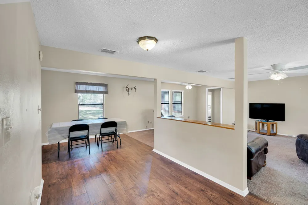 321 Rs County Road 3310 Emory, TX 75440