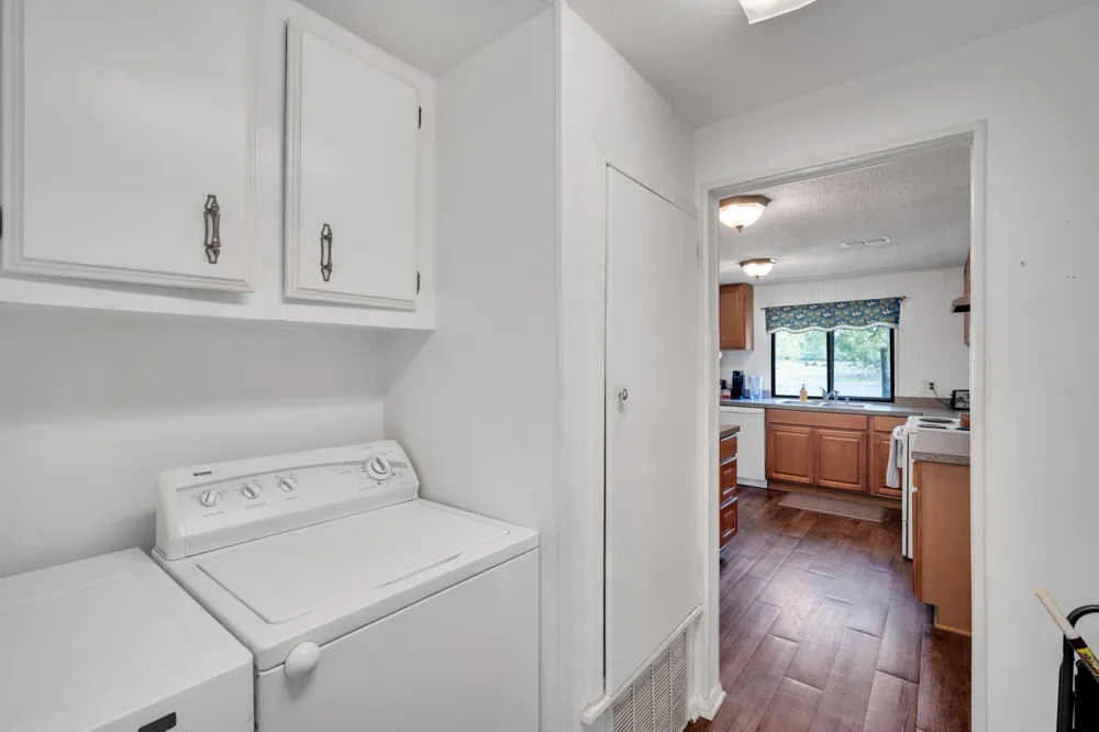 321 Rs County Road 3310 Emory, TX 75440