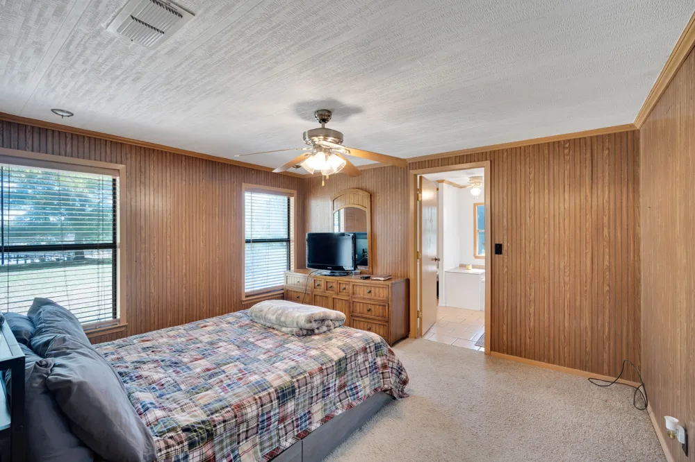 321 Rs County Road 3310 Emory, TX 75440