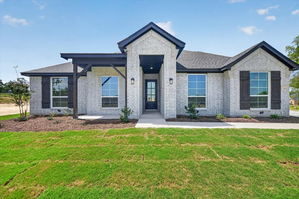 145 Loveta Lane Boyd, TX 76023