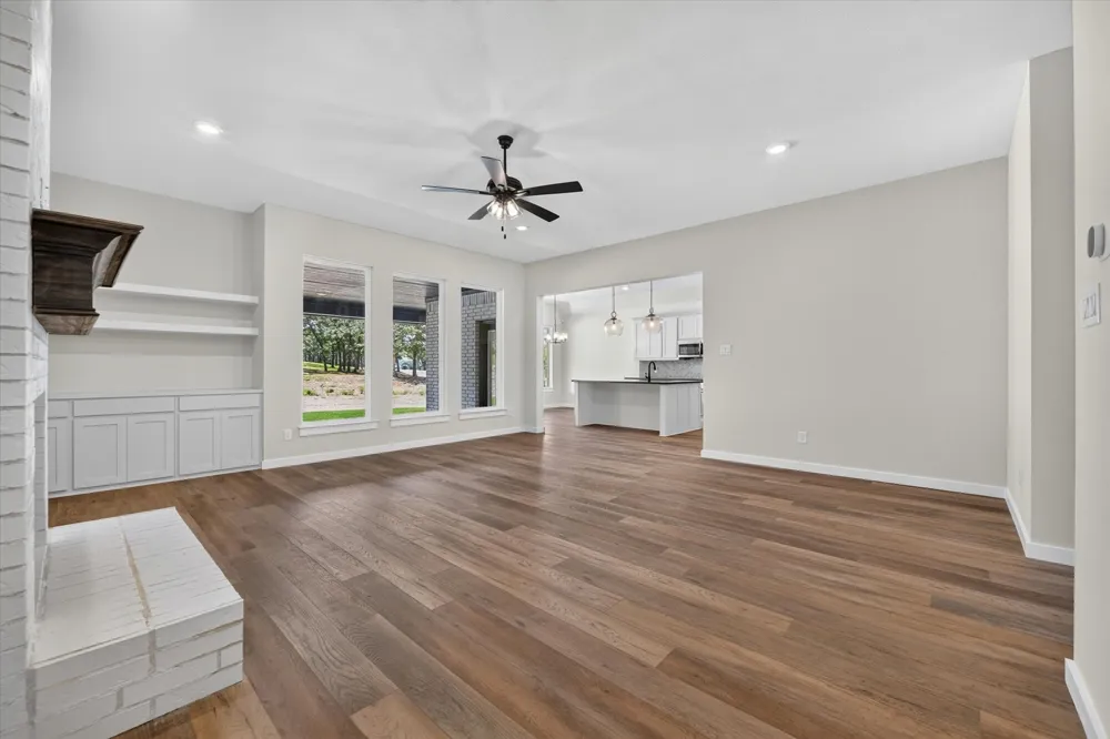 145 Loveta Lane Boyd, TX 76023