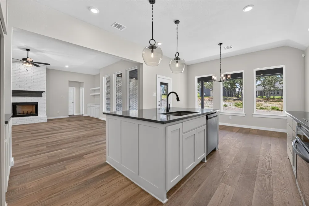 145 Loveta Lane Boyd, TX 76023