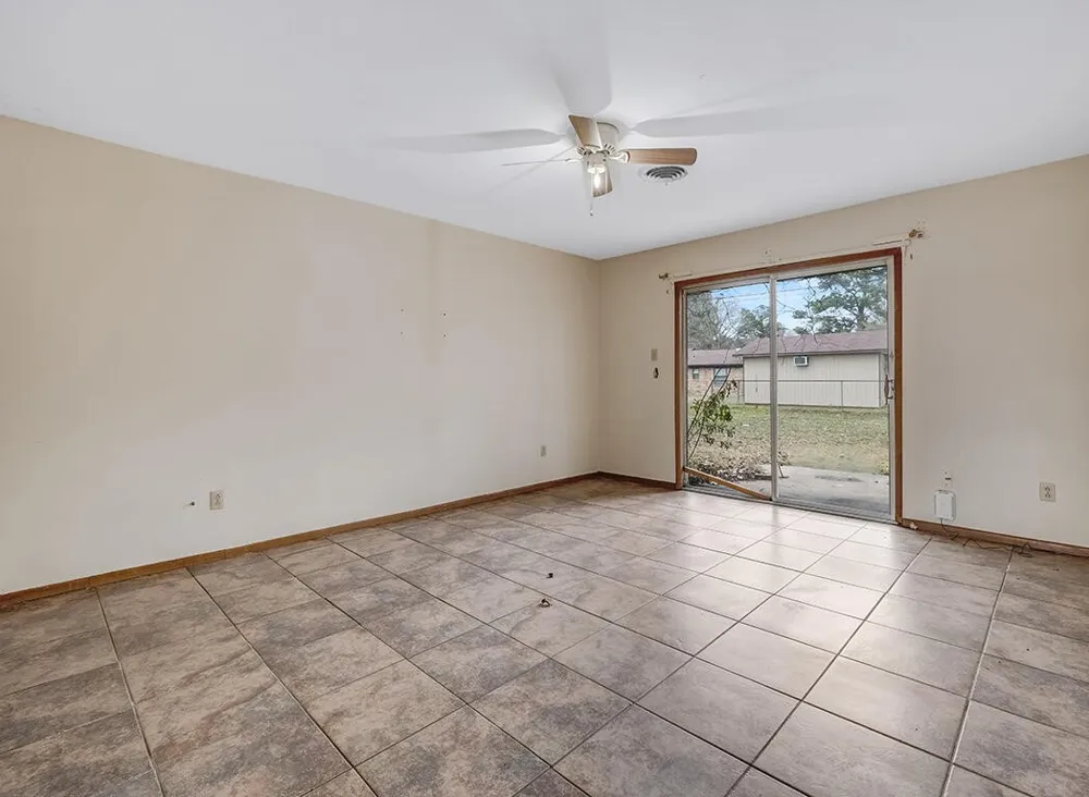 2003 Ashley Texarkana, TX 75501