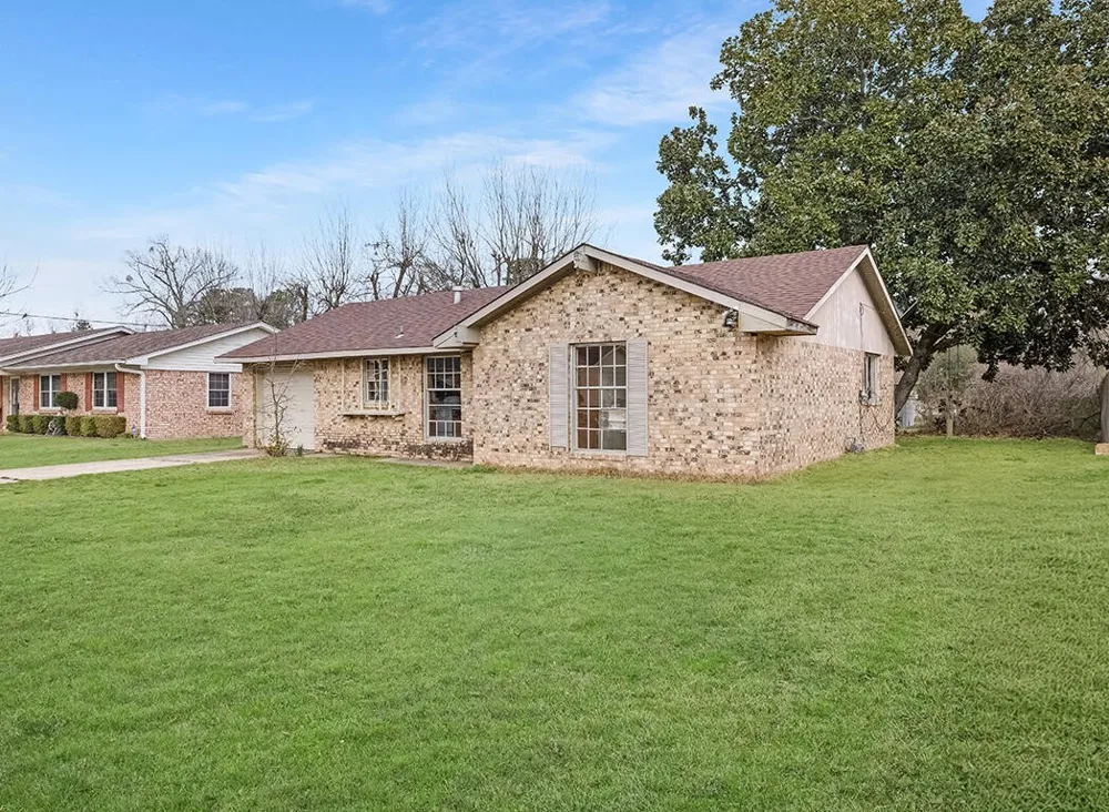 2003 Ashley Texarkana, TX 75501