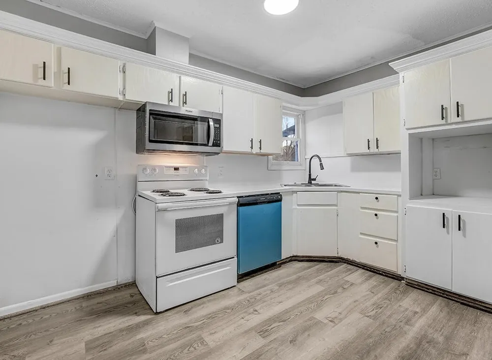 828 Burma Road Wake Village, TX 75501