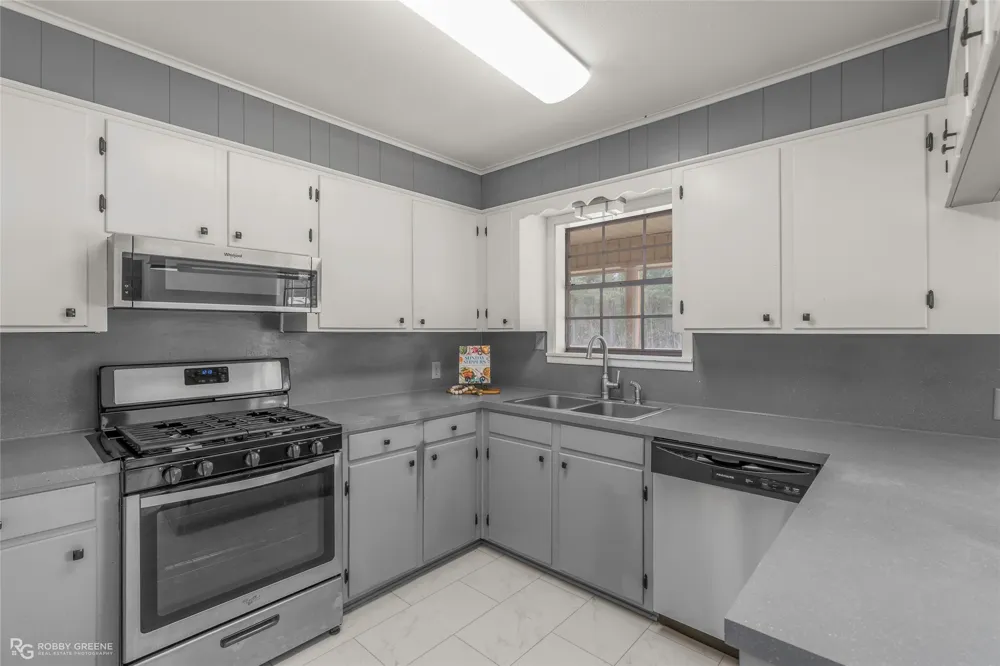 1303 Young Road Cotton Valley, LA 71018