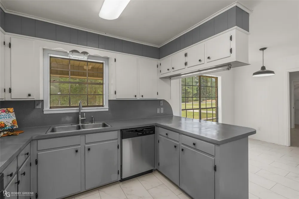 1303 Young Road Cotton Valley, LA 71018